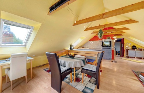 Jaderaltendeich Apartamento | Apartamento 'Ferienwohnung Jadebusen' con vistas al mar y jardín privado