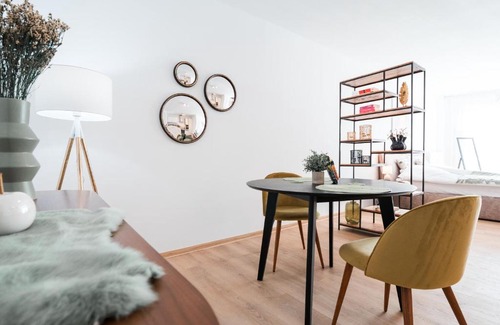 Ahrweiler Apartamento | Ferienwohnung für 2 im Zentrum: Wifi Küche Parken