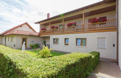 Rerik Apartamento | Ferienwohnanlage Schwabe mit Schwimmbad