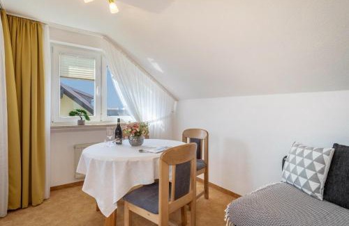 Immenstaad am Bodensee Apartamento | Ferienwohnung Lilo