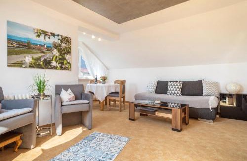 Immenstaad am Bodensee Apartamento | Ferienwohnung Lilo