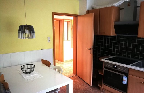 Neustadt bei Coburg Apartamento | Ferienwohnung/monteurwohnung für 1-4 Personen mit Balkon