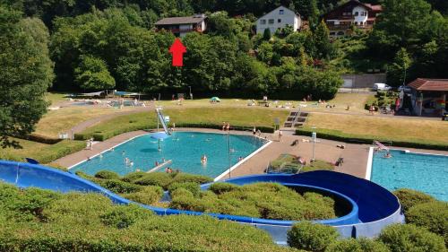 Rotenburg an der Fulda Apartamento | Ferienwohnung Rhododendron - Natur pur am Highwalk