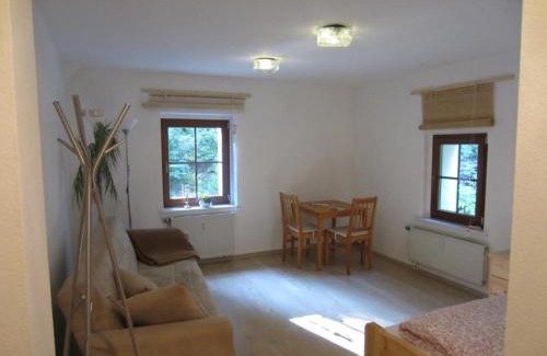 Luckendorf Apartamento | Ferienwohnung Haus Sonnenblick