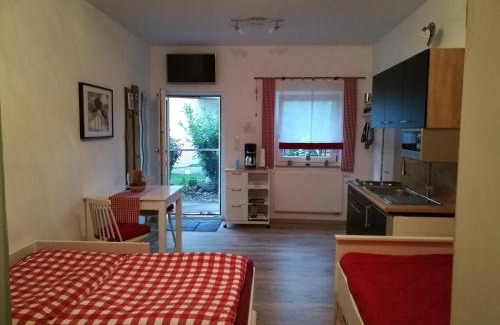 Weissenburg in Bayern Apartamento | Ferienwohnung "HeX N-STuBe"