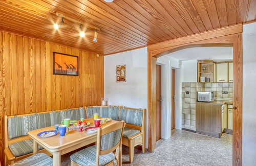 Bad Berleburg Apartamento | Ferienwohnung Über 2 Etagen mit Badewanne und Wlan