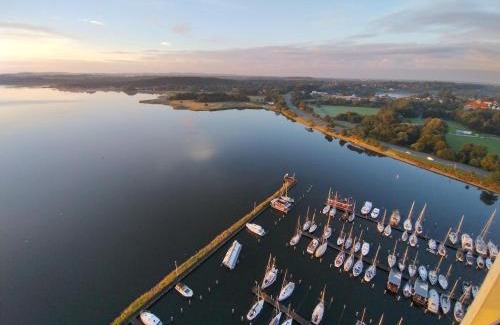 Schleswig Apartamento | Ferienwohnung über der Schlei im Wikingturm