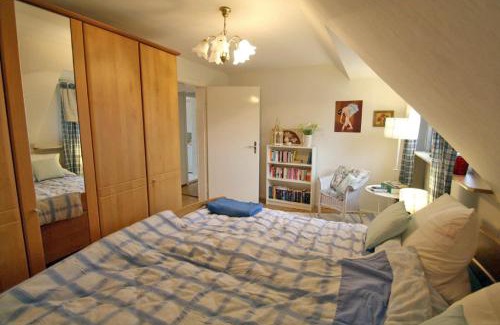 Knielingen Apartamento | Ferienwohnung 11 mit großer Terrasse am Privatsee