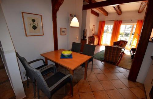 Garz/Rugen Apartamento | Ferienwohnung 2 im Gutshaus Losentitz