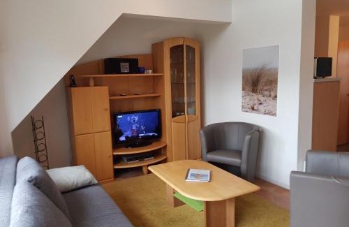 Neuensien Apartamento | Ferienwohnung 7 im Haus am See mit Balkon