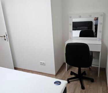 Mornsheim Apartamento | Ferienwohnung 70qm Mörnsheim