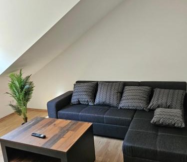 Mornsheim Apartamento | Ferienwohnung 70qm Mörnsheim