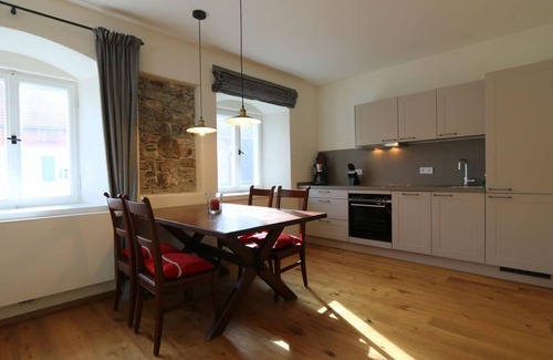 Unterammergau Casa | Ferienwohnung Alpenrose - Gasthof Stern