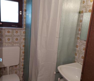 Untermunstertal Apartamento | Ferienwohnung am Bächle