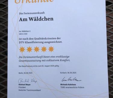 Voehl Apartamento | Ferienwohnung Am Wäldchen