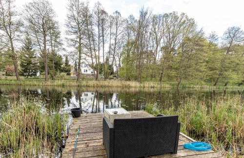 Groß Lindow Apartamento | Ferienwohnung Am Wasser