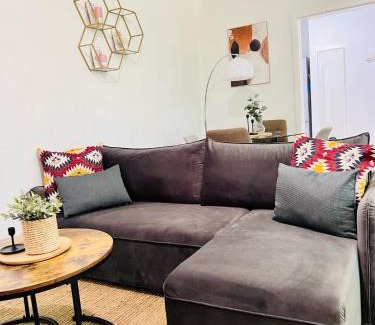 Luegde Apartamento | Ferienwohnung an der Stadtmauer und Turmblick