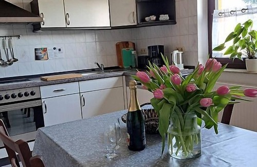 Finsterwalde Apartamento | Ferienwohnung/app. für 6 Gäste mit 90m² in Finsterwalde