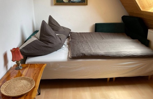 Lutzenhardt Apartamento | Ferienwohnung/app. für 5 Gäste mit 70m² in Waldachtal