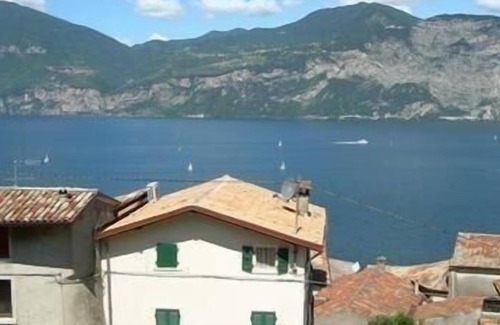 Castelletto Apartamento | Ferienwohnung/app. für 4 Gäste mit 40m² in Brenzone