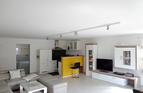 Goldkronach Apartamento | Ferienwohnung/app. für 2 Gäste mit 62m² in Goldkronach