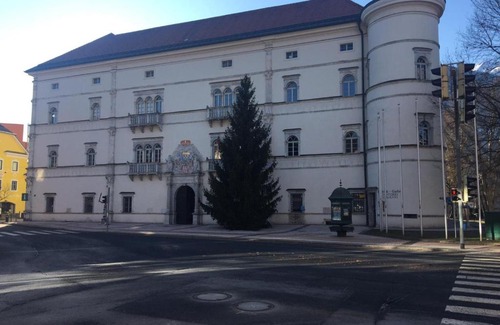 Spittal an der Drau Apartamento | Ferienwohnung neben dem Schloss Porcia