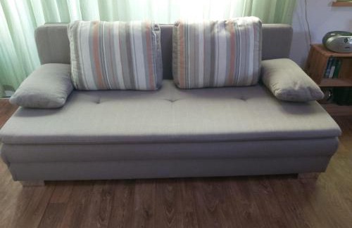 Sandhorst Apartamento | Ferienwohnung Aurich Sandhorst EG mit Terrasse und kleinem Garten