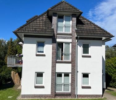 Ribnitz-Damgarten Apartamento | Ferienwohnung Bernsteinzauber städtische Bestlage
