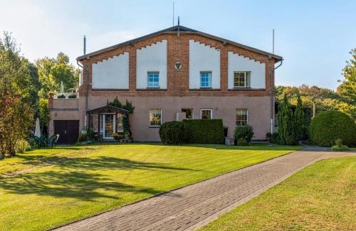 Hinter Bollhagen Apartamento | Ferienwohnung Betty bei Heiligendamm mit Garten, cleaning included