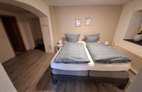Schwalefeld Apartamento | Ferienwohnung bei Willingen mit eigener Terrasse, cleaning included