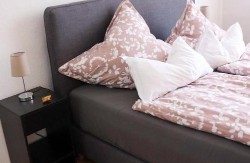 Saarburg Apartamento | Ferienwohnung Berggarten