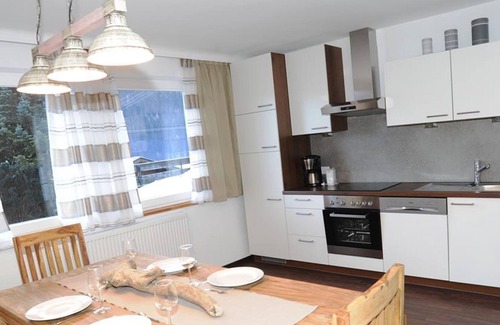 Trins Apartamento | Ferienwohnung Bergler