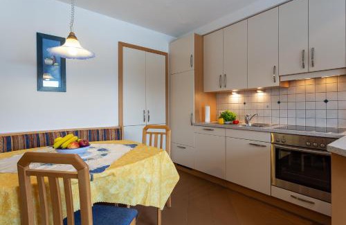 Collalbo Apartamento | Ferienwohnung Biene - Moosbachhof
