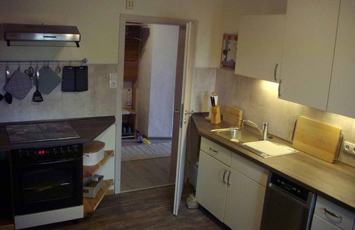 Kirchenlamitz Apartamento | Ferienwohnung Blütentraum