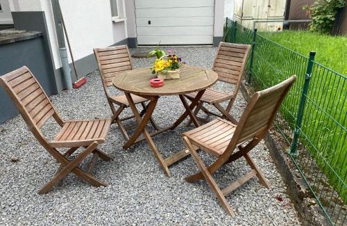 Leichlingen Apartamento | Ferienwohnung Blütenstadt