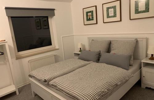 Leichlingen Apartamento | Ferienwohnung Blütenstadt