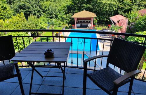 Saarn Apartamento | Ferienwohnung "Sanssouci", Mülheim Selbeck