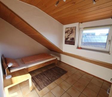 Rheinstetten Apartamento | Ferienwohnung