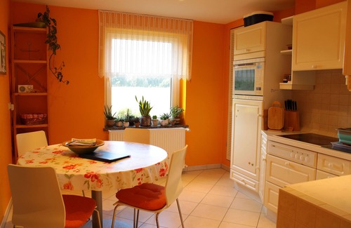 Schmogrow Apartamento | Ferienwohnung Hänelt - Fewo, SZ, WZ, Du/wc, Küche, Terrasse