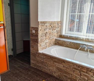 Sankt Martin an der Raab Apartamento | Ferienwohnung Dorfleben, nahe Jennersdorf und Therme