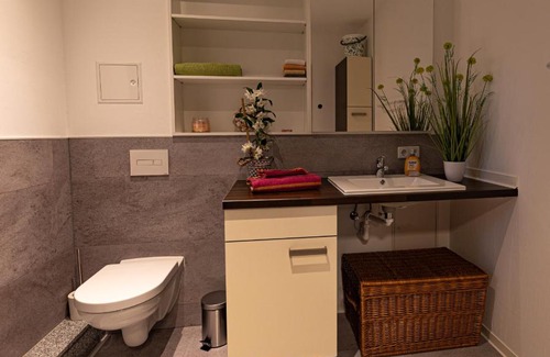 Eilenburg Apartamento | Ferienwohnung Einraum Apartment Pusteblume