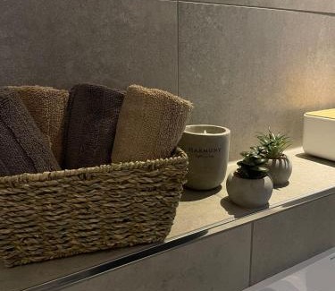 Iversheim Apartamento | Ferienwohnung Elya, Ihre Auszeit zwischen Therme, Outlet, Natur