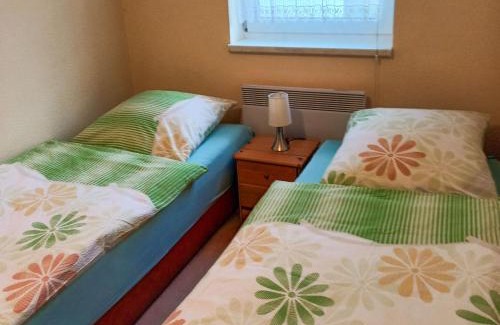 Kroeslin Casa | Ferienwohnung Elfi