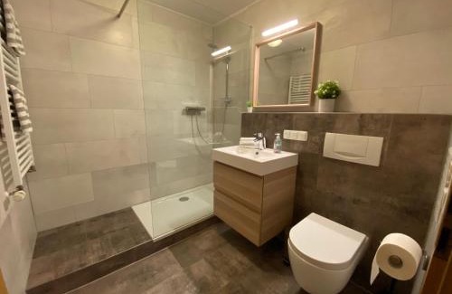 Anzenbach Apartamento | Ferienwohnung Füsin