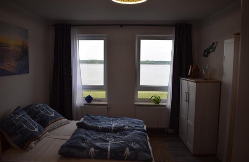 Ribnitz-Damgarten Apartamento | Ferienwohnung Finn