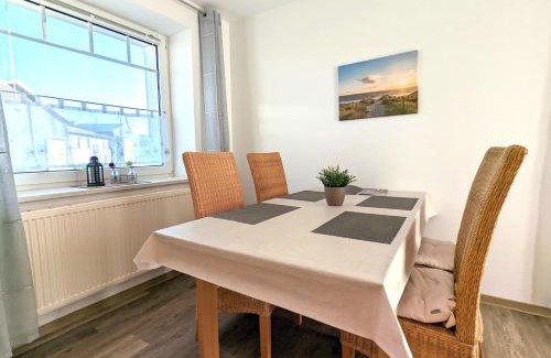 Bad Kleinen Apartamento | Ferienwohnung Feldblick auf dem Bauernhof am Schweriner See