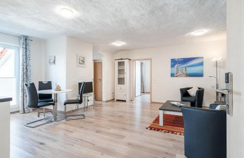Tannenhausen Apartamento | Ferienwohnung Flut mit Loggia und schönem Ausblick am Badesee Tannenhausen