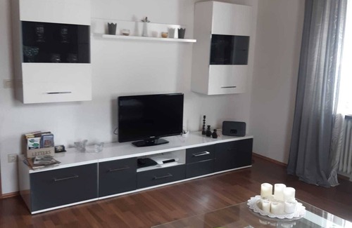 Merzalben Apartamento | Ferienwohnung Frank