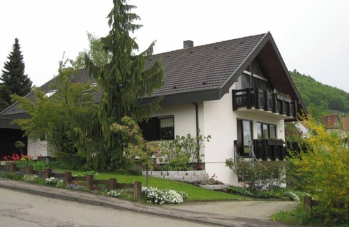 Gemarkung Truchtelfingen Apartamento | Apartamento Gänsbach, 90m², 2 habitaciones, máx. 6 personas