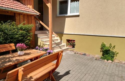 Jerichow Apartamento | Ferienwohnung Großwulkow